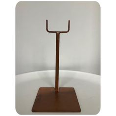 SUPPORT TROPHEE SUR PIED CHEVREUIL RUSTY